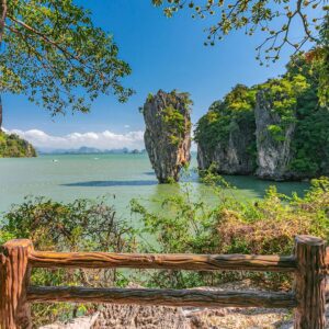 sawanu-phi-phi-island-james-bond-island-one-day-trip