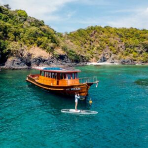 pyacht-alliance-kahung-beachsunset-promthep-capekrating-cape-private-vintage-wooden-boat-kram