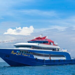 adwm-phuket-to-phi-phi-island-tonsai-by-ferry-premium-class-roundtrip